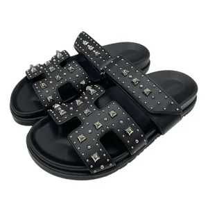 Hermès Dép Nữ Hermès Chypre Leather Studded Flat Sandals Black Màu Đen